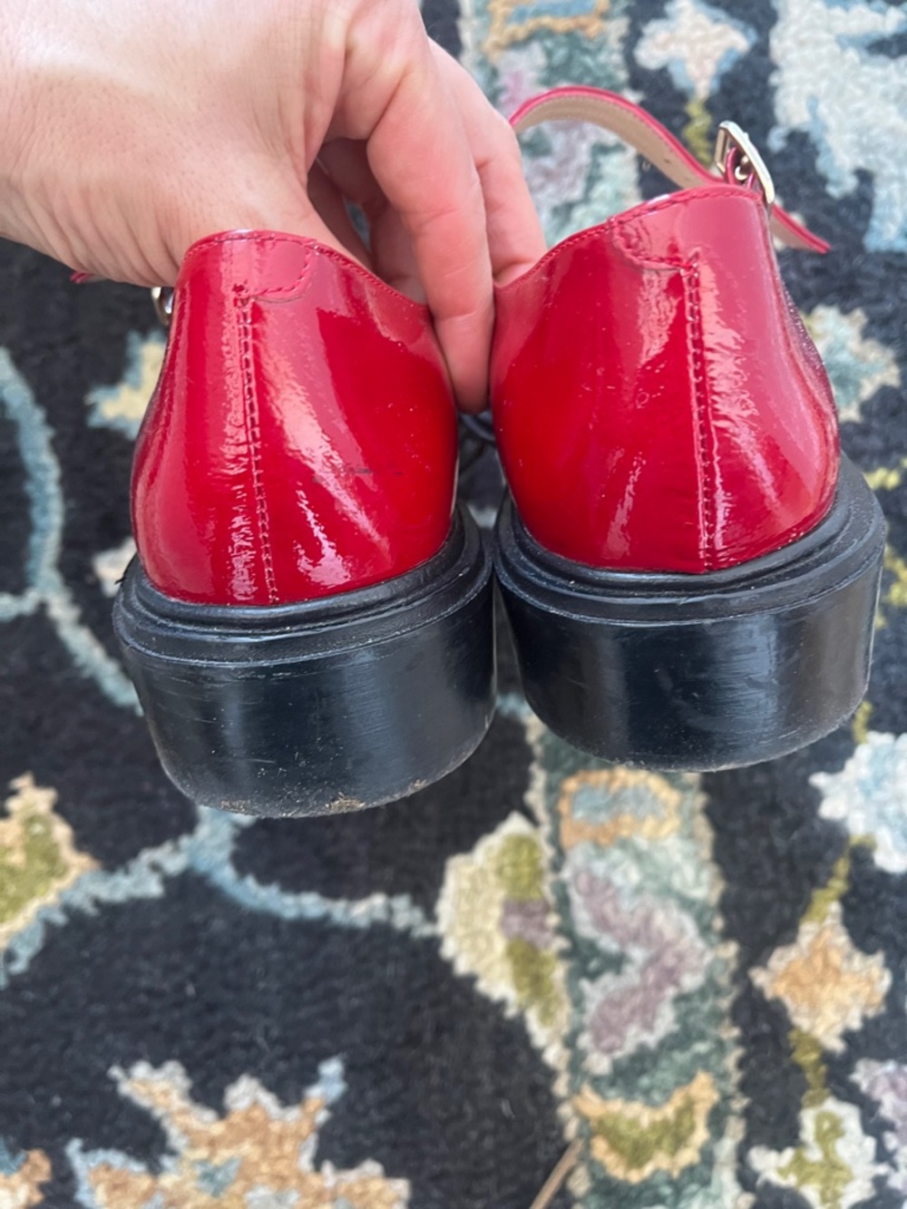 Souliers Martinez Red Patent Mary Janes - Picture 6 of 7